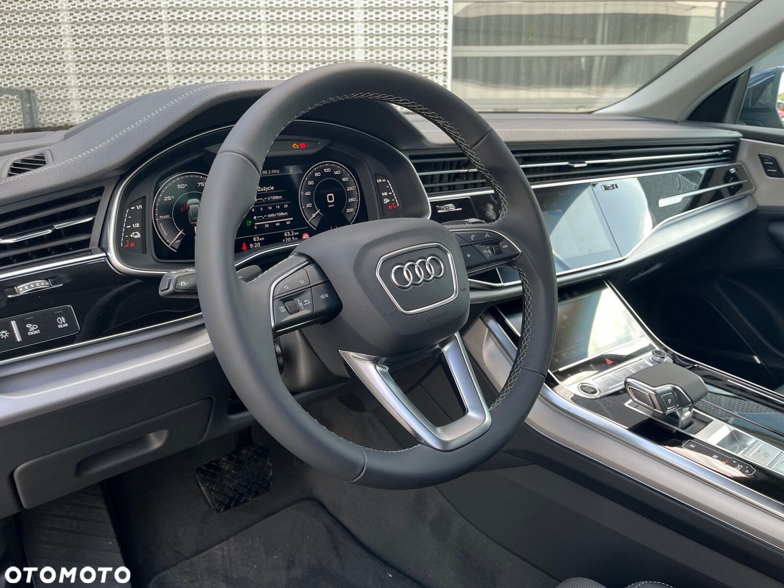 Audi Q8 - 14