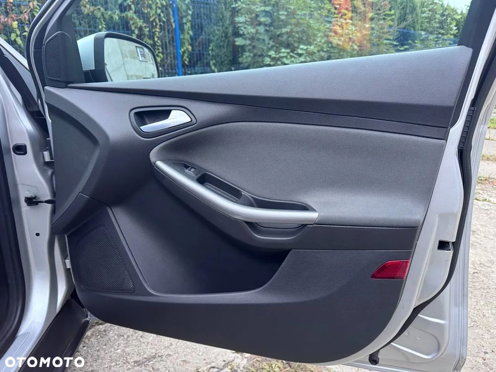 Ford Focus 1.6 TDCi DPF Trend - 11