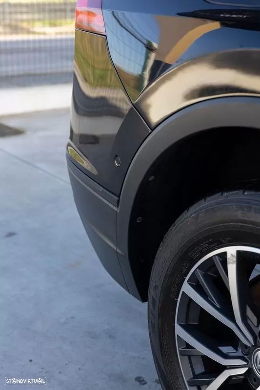 VW Tiguan Allspace 2.0 TDI Confortline DSG - 17