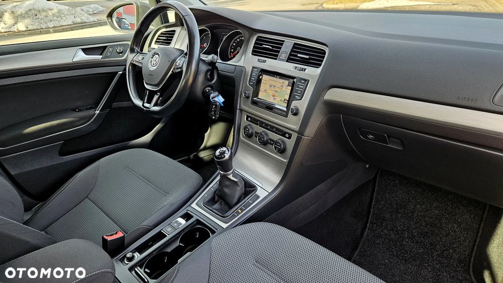 Volkswagen Golf 1.6 BlueTDI Comfortline - 38