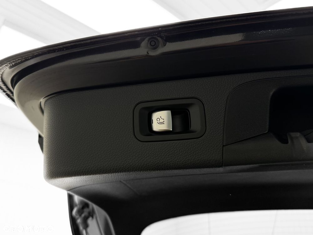 Mercedes-Benz GLC 200 d - 35