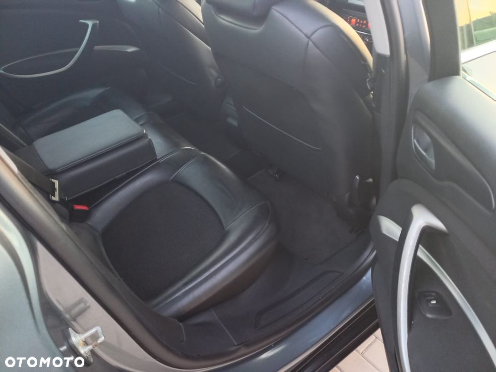 Citroën C5 2.0 HDi Exclusive - 32