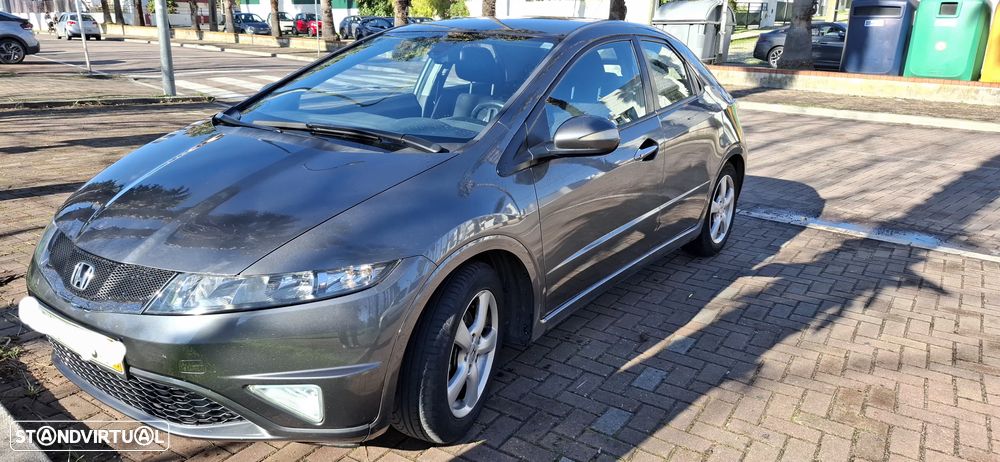 Honda Civic 1.4 i-VTEC Elegance - 1