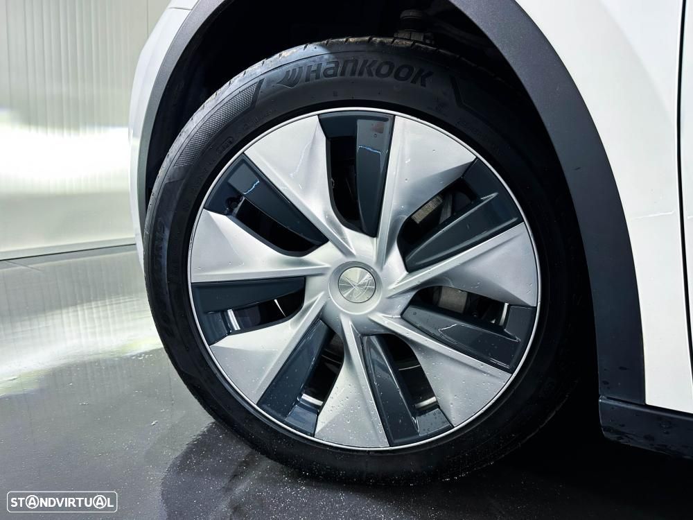Tesla Model Y Standard - 54