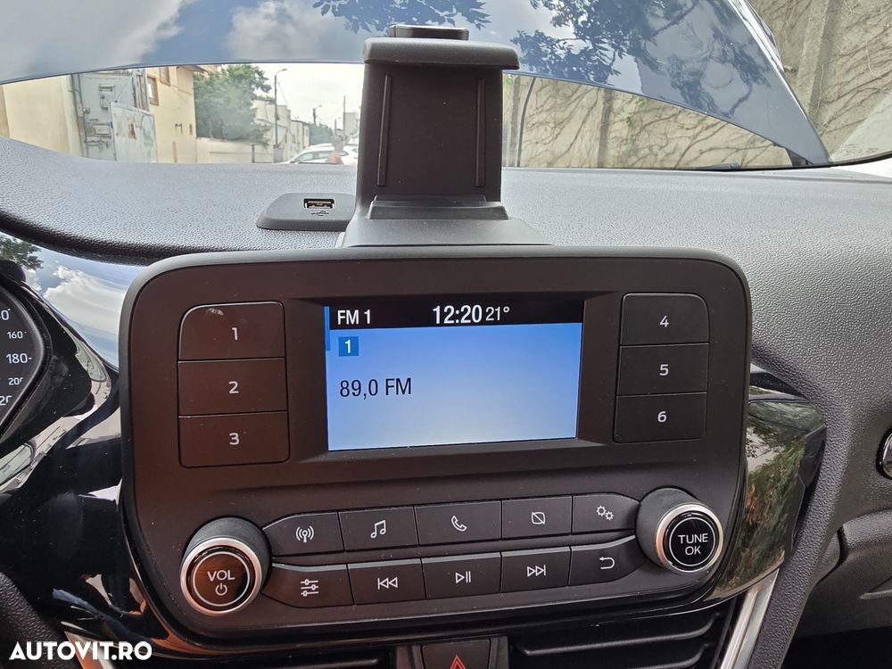 Ford Fiesta 1.1 Trend - 24