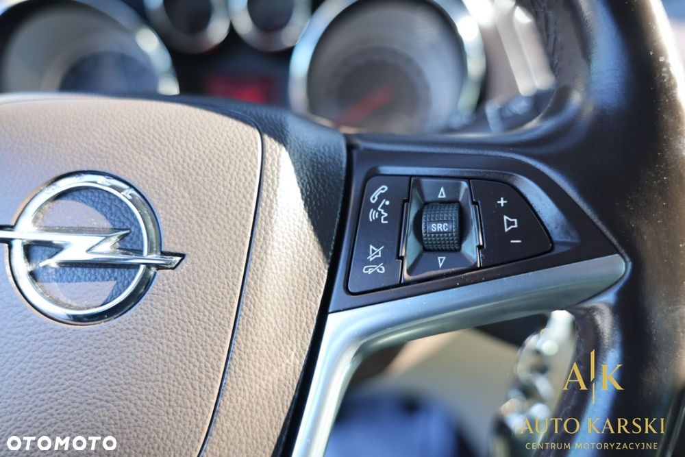 Opel Insignia - 23