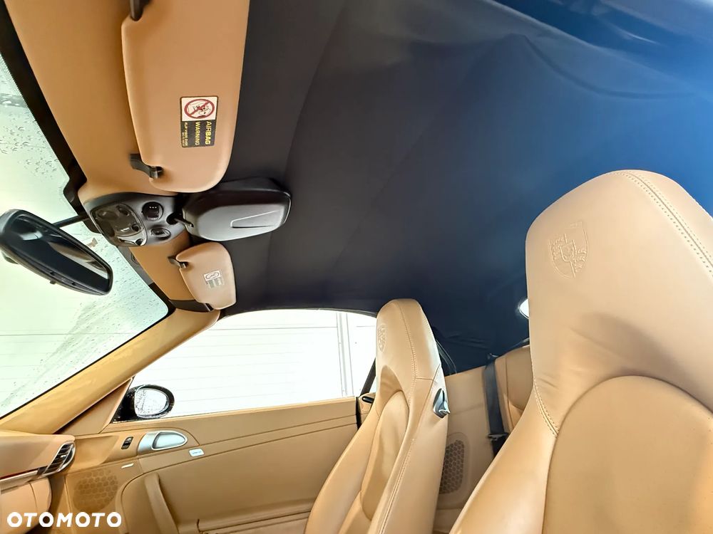 Porsche 911 Carrera 4 S - 21