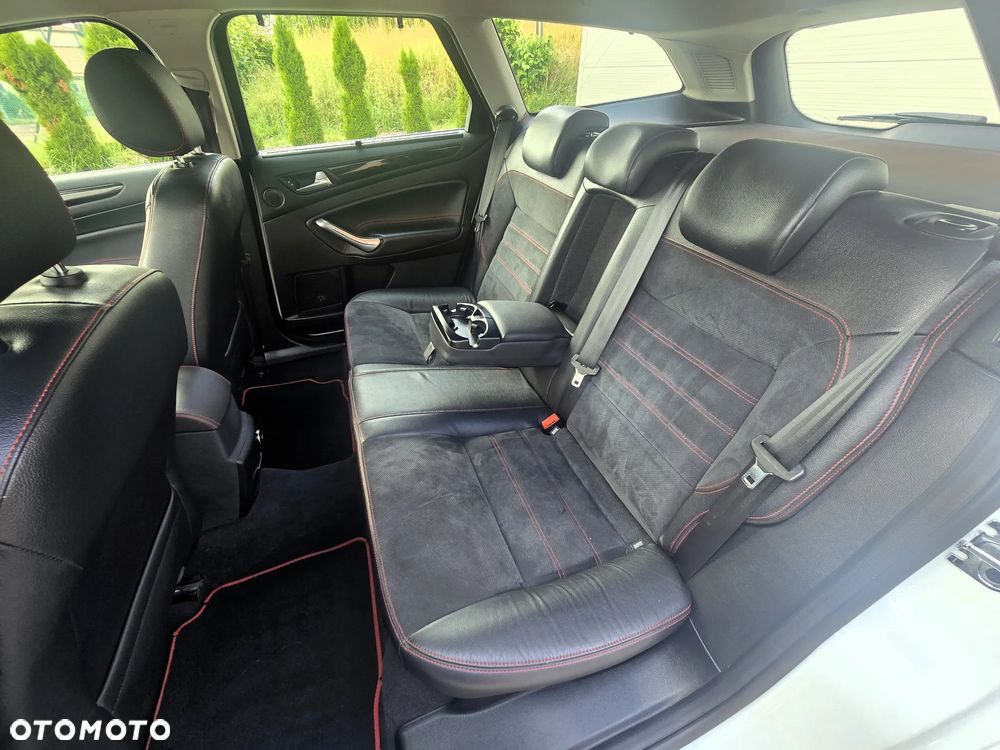 Ford Mondeo 2.0 EcoBoost Titanium S - 31