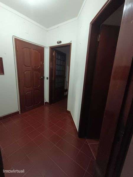 Apartamento T1 em Peniche bem Localizado e bom investimento - Grande imagem: 4/12