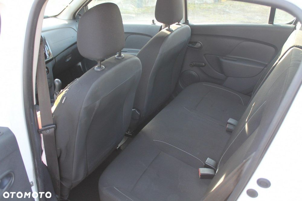 Dacia Sandero - 11