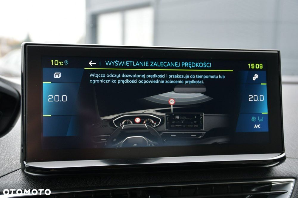 Peugeot 3008 1.6 PureTech HYbrid GT Line S&S EAT8 - 36