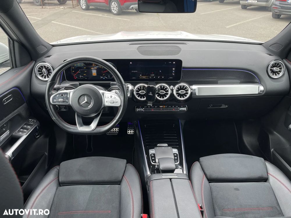 Mercedes-Benz GLB 250 4MATIC 8G-DCT AMG Line - 24