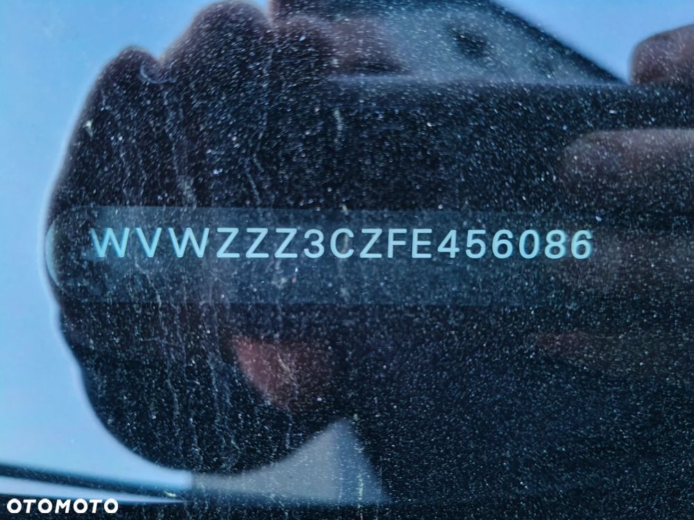 Volkswagen Passat - 21