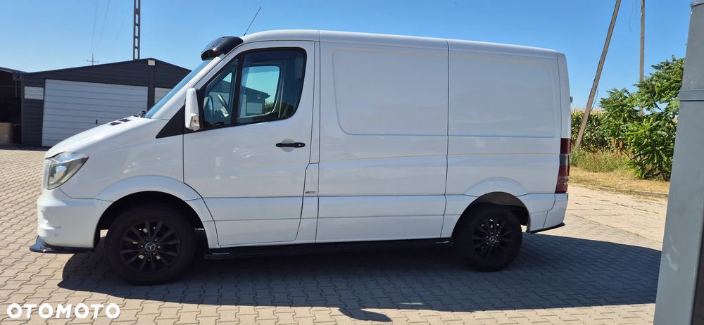 Mercedes-Benz Sprinter - 4