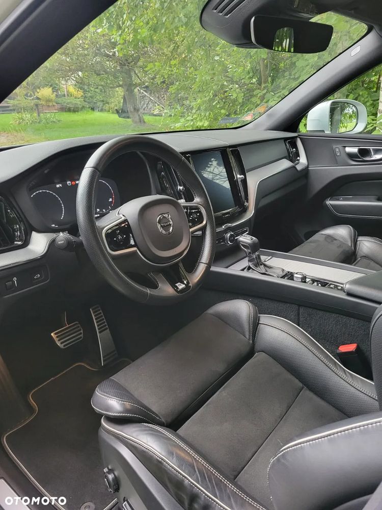 Volvo XC 60 T5 R-Design - 23