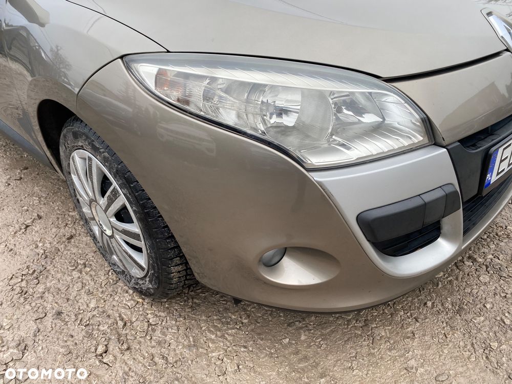 Renault Megane 1.6 16V Dynamique Euro5 - 10