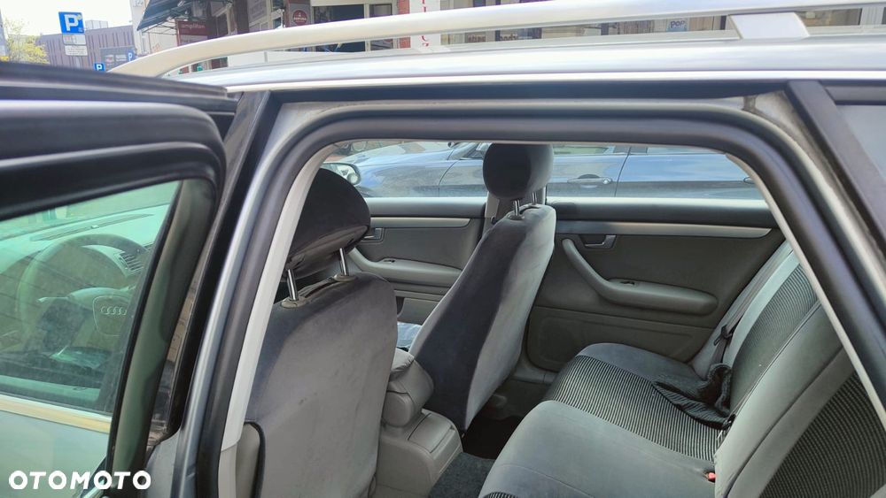 Audi A4 Avant 2.0 TDI - 6