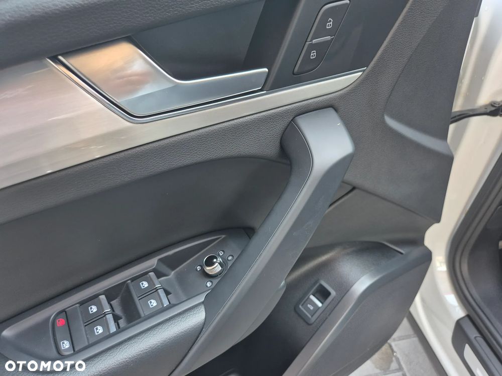 Audi Q5 40 TDI quattro S tronic S line - 36