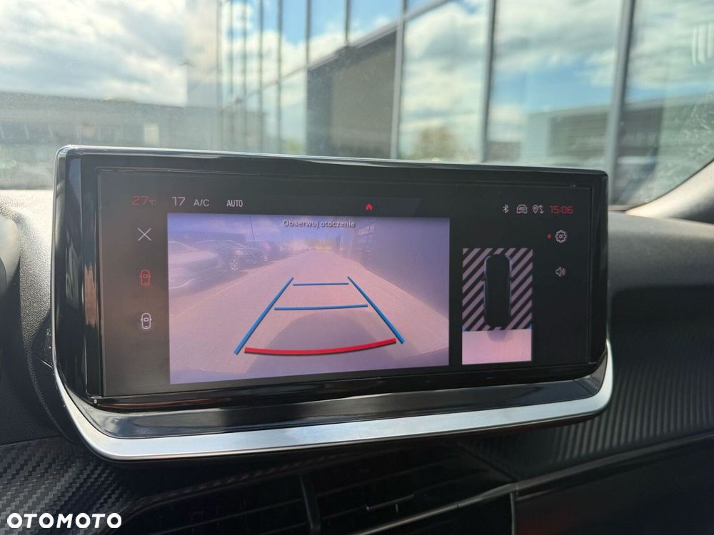Peugeot 2008 PureTech 100 Allure S&S BVM6 - 11