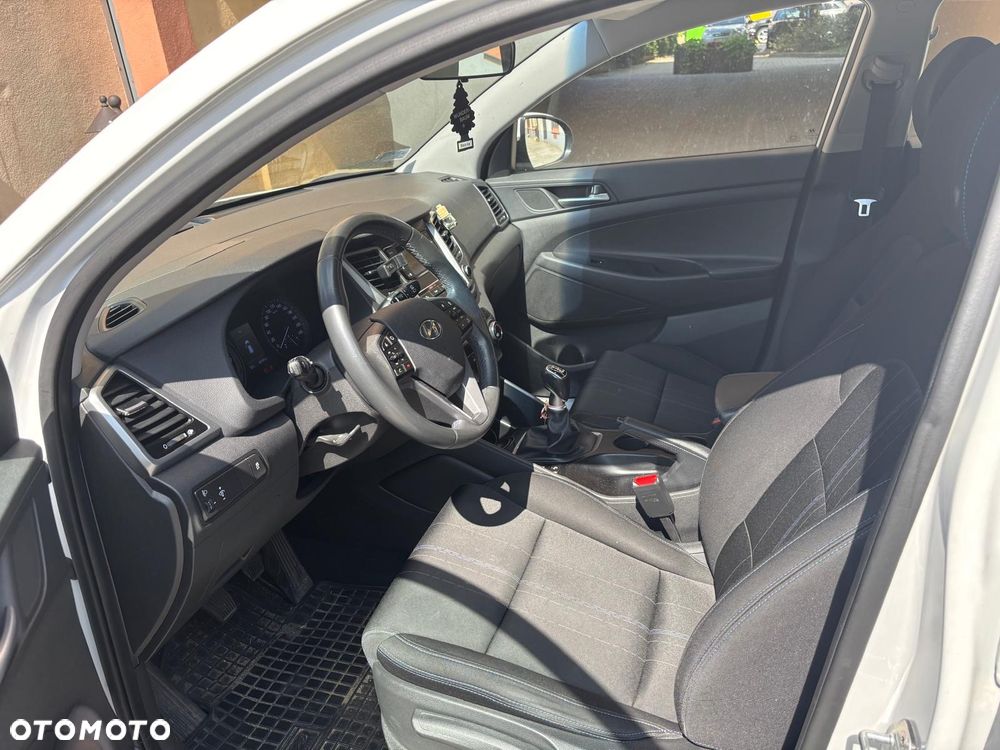 Hyundai Tucson 1.6 GDI BlueDrive Design 2WD - 6