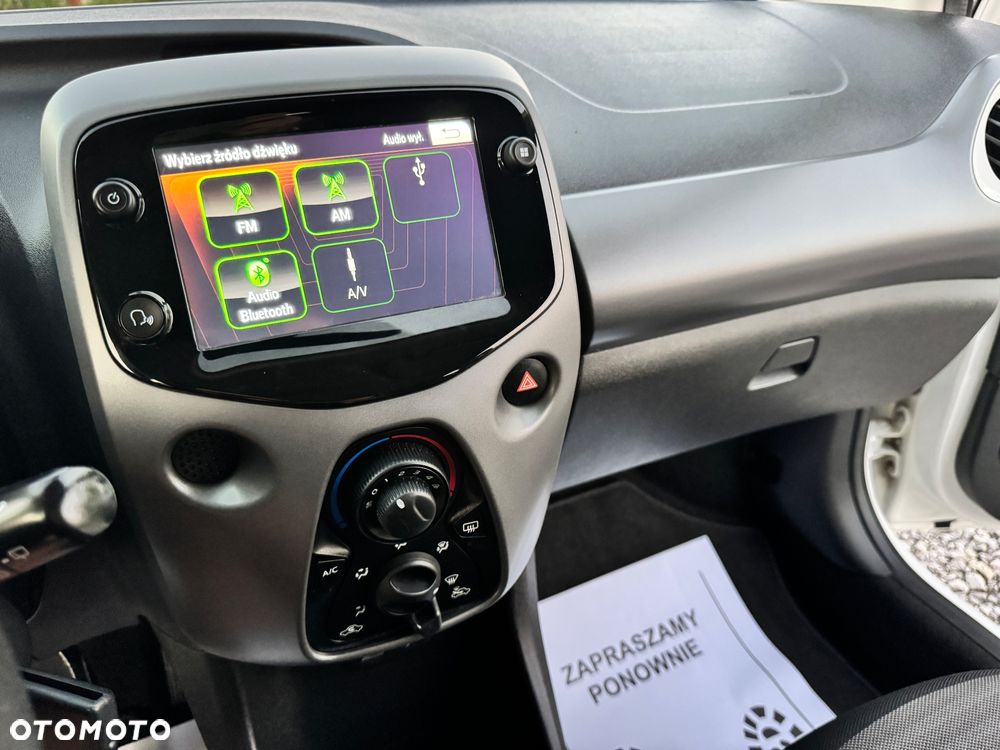 Toyota Aygo x.shift x-play connect - 40