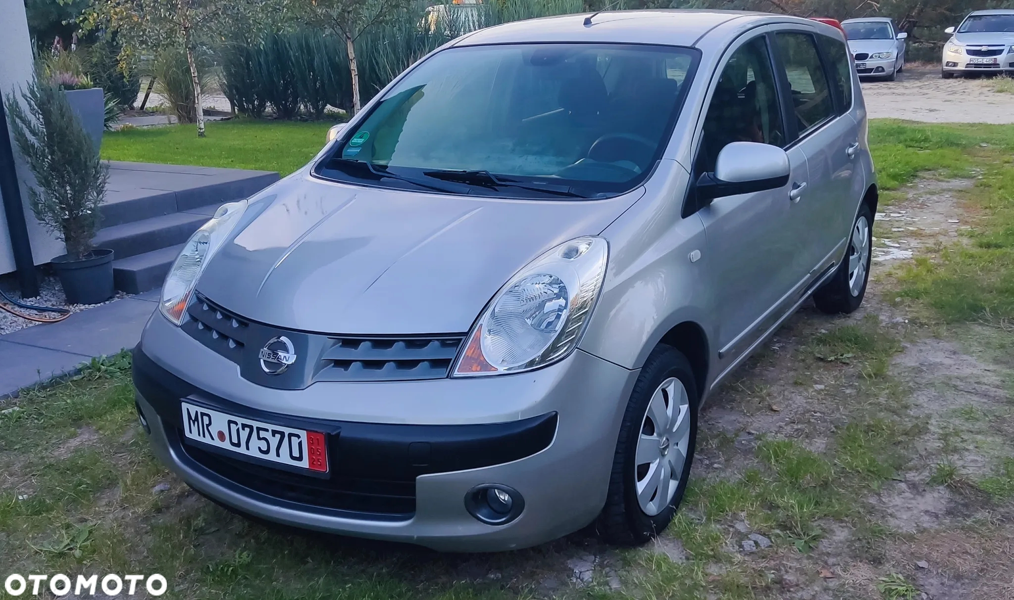 Nissan Note - 11