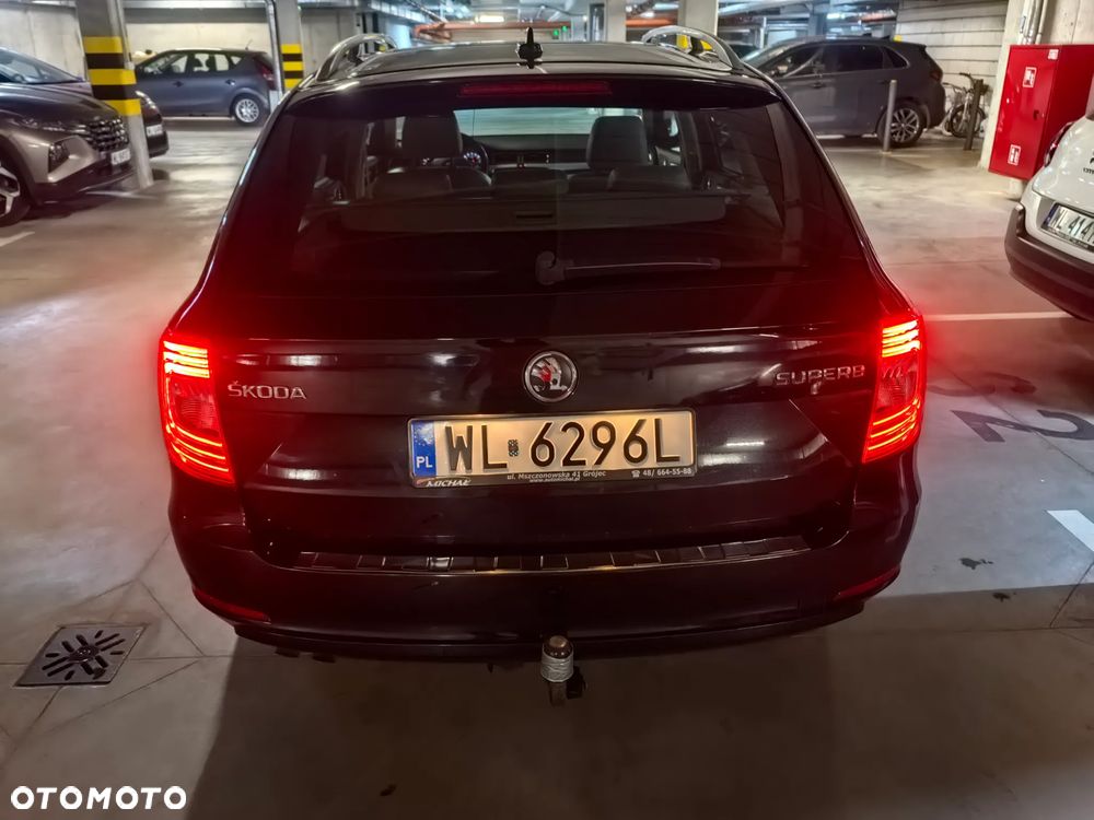 Skoda Superb 1.6 TDI Elegance - 17