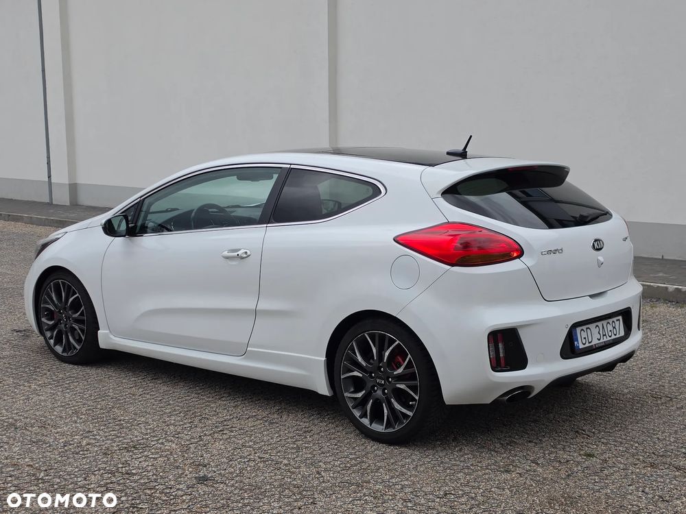 Kia ProCeed - 7
