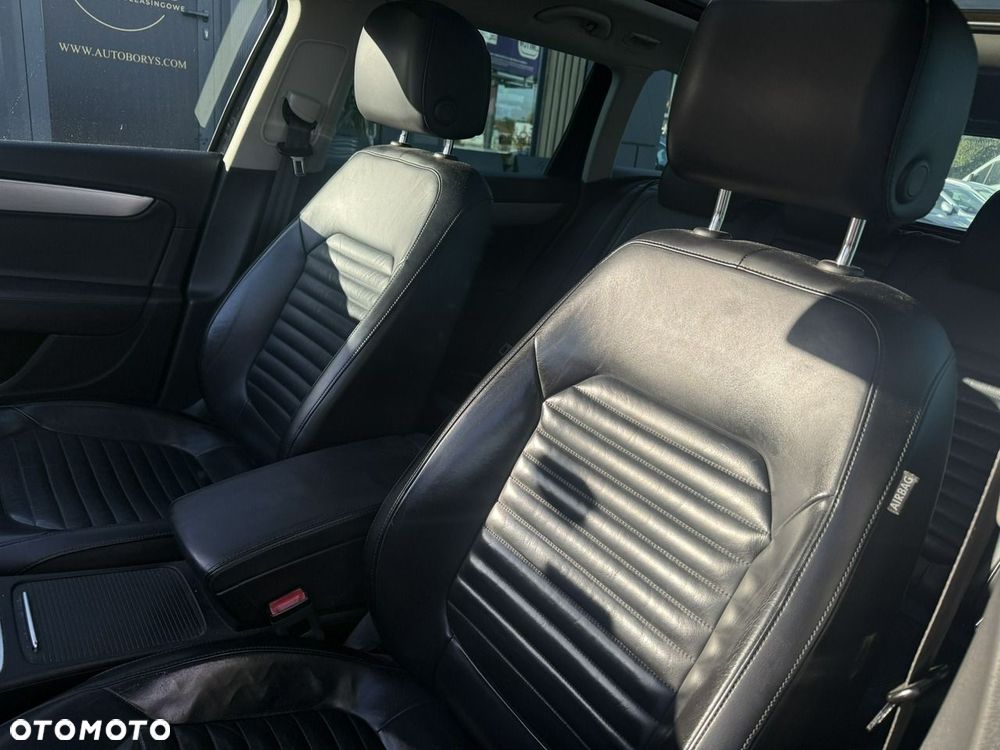 Volkswagen Passat 2011 photo 5