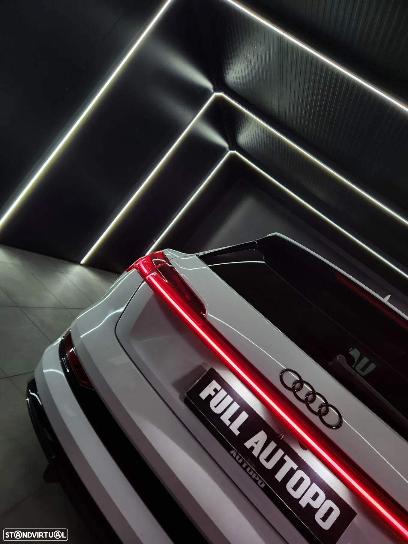 Audi e-tron 55 quattro S line - 37
