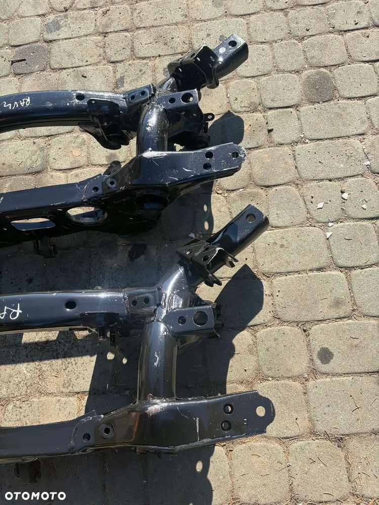 belka sanki wózek trawersa zawieszenia tył Toyota Rav 4 3 05-12R Orginał bez rdzy super stan import italy - 3