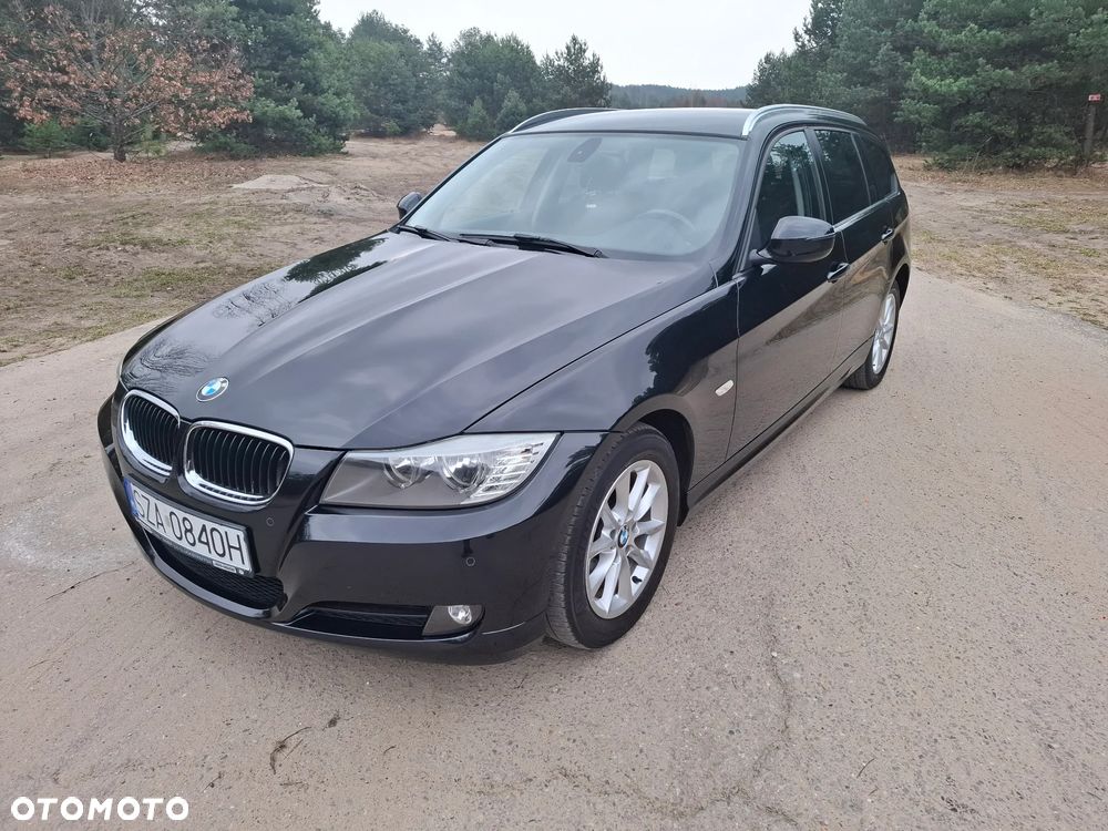 BMW Seria 3 318i - 1