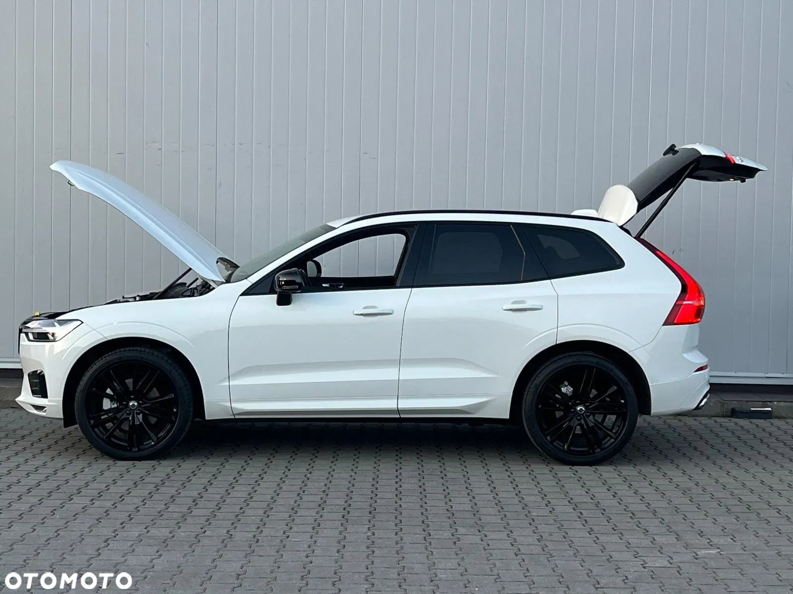 Volvo XC 60 T5 AWD R-Design - 21