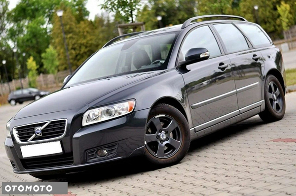 Volvo V50