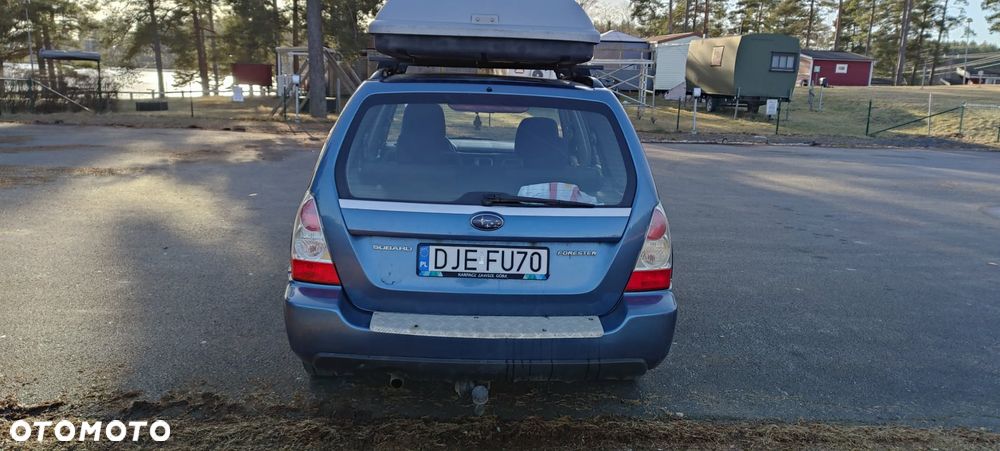 Subaru Forester 2.0 XA TRE - 12