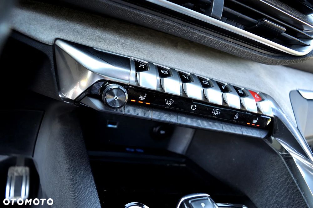 Peugeot 5008 BlueHDi 130 EAT8 GT - 33