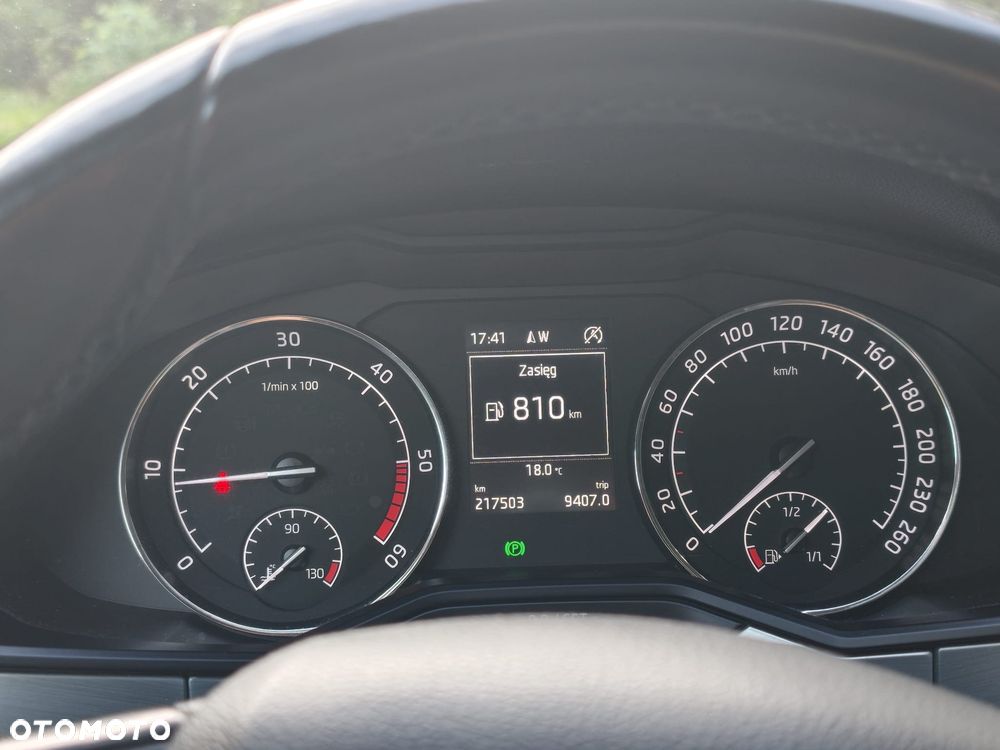 Skoda Superb 2.0 TDI Ambition - 10
