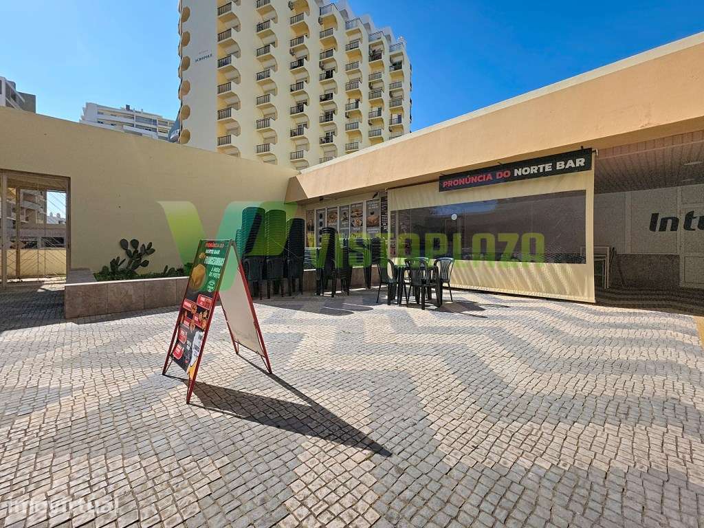 Bar e Restaurante à venda na Avenida Tomás Cabreira, Praia da Rocha... - Grande imagem: 2/15