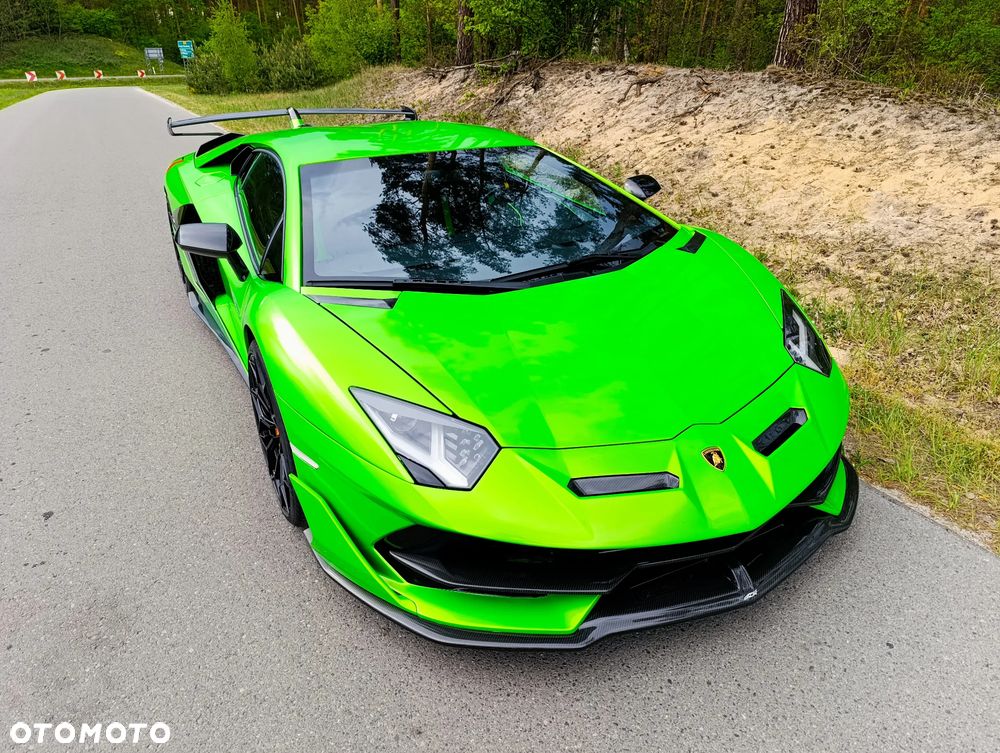 Lamborghini Aventador - 26