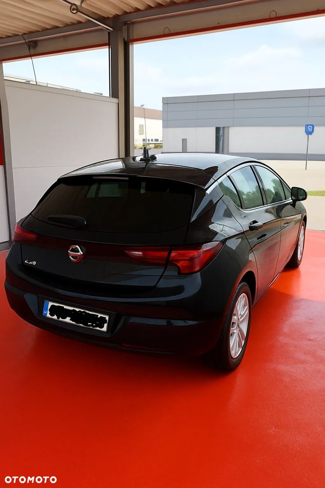 Opel Astra 1.2 T Elegance S&S - 3