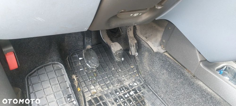 Fiat Doblo 1.9 JTD Family - 12