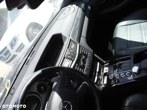 Mercedes-Benz Klasa E 63 AMG - 6