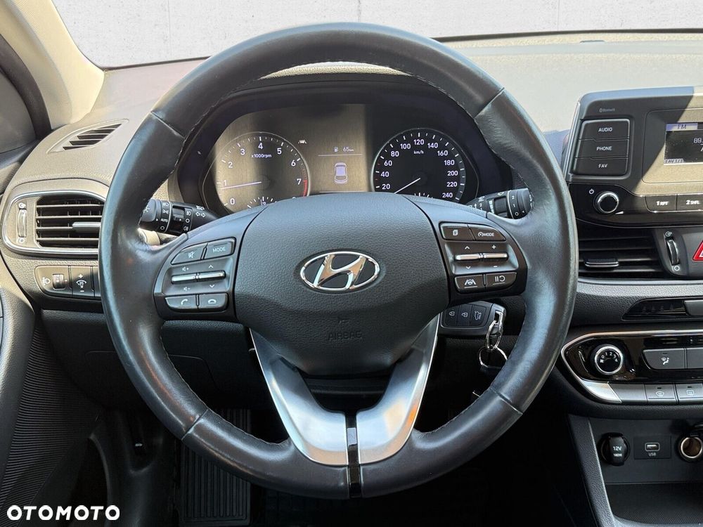 Hyundai i30 - 16