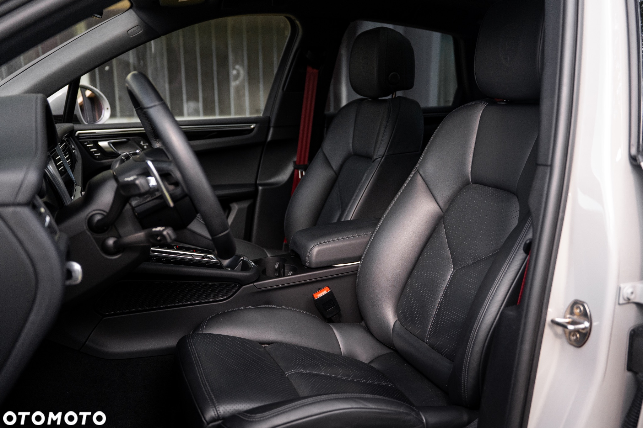 Porsche Macan S - 25