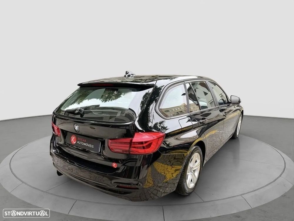 BMW 318 i Luxury Line - 12