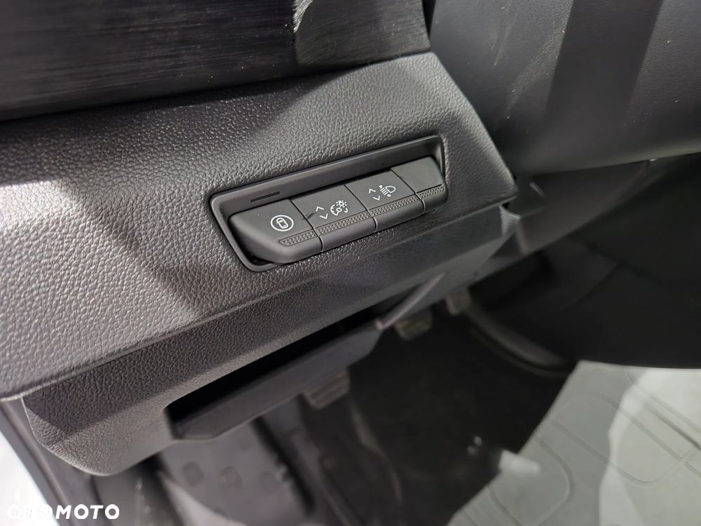 Renault Trafic - 16