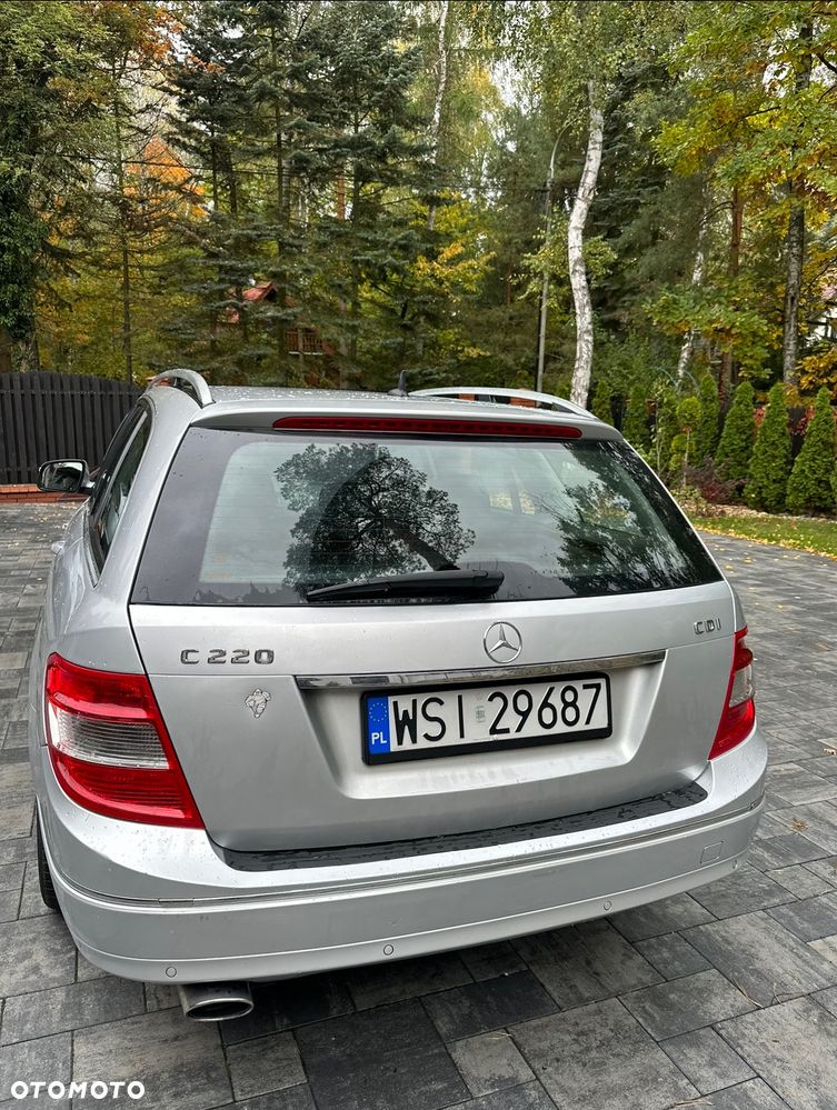 Mercedes-Benz Klasa C 220 T CDI DPF Automatik Elegance - 3