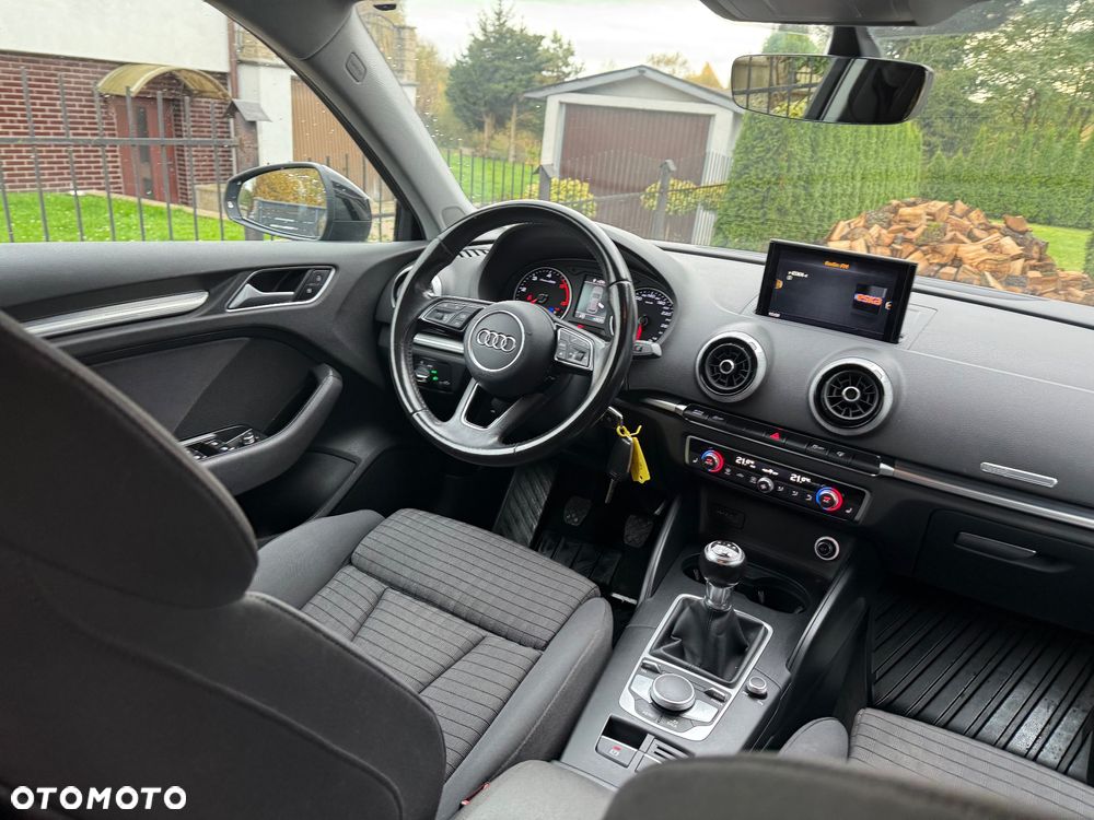 Audi A3 Sportback - 12