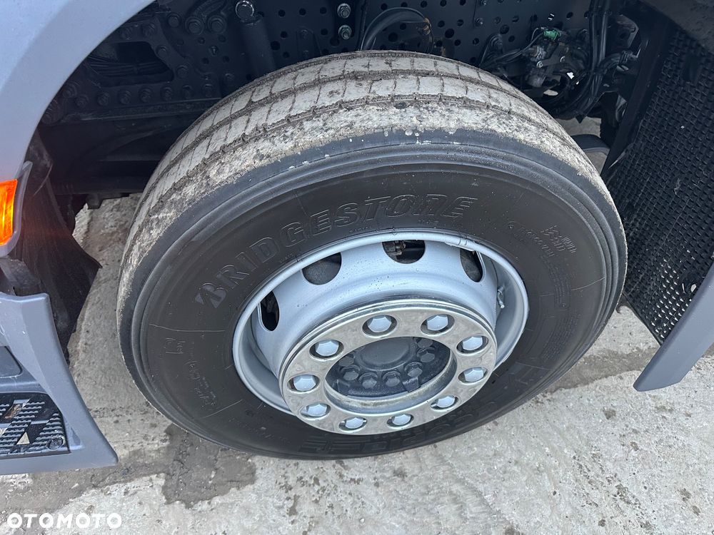 Mercedes-Benz Antos - 14