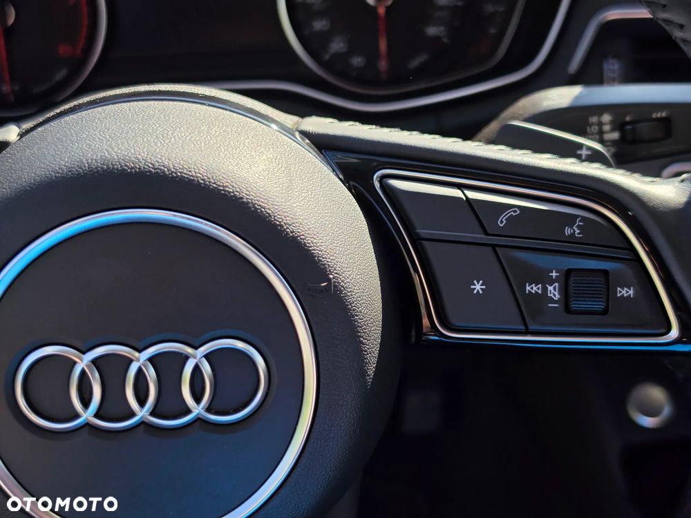 Audi A4 Limousine 40 TFSI S tronic design - 22